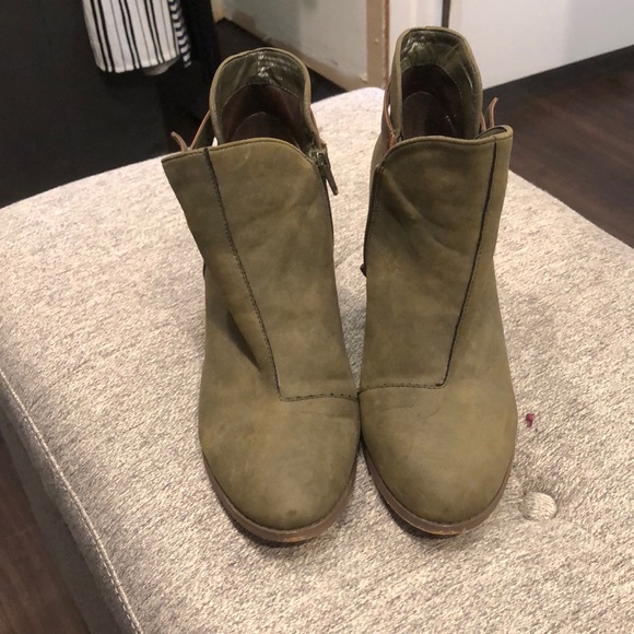 Booties - Picture 3 of 5